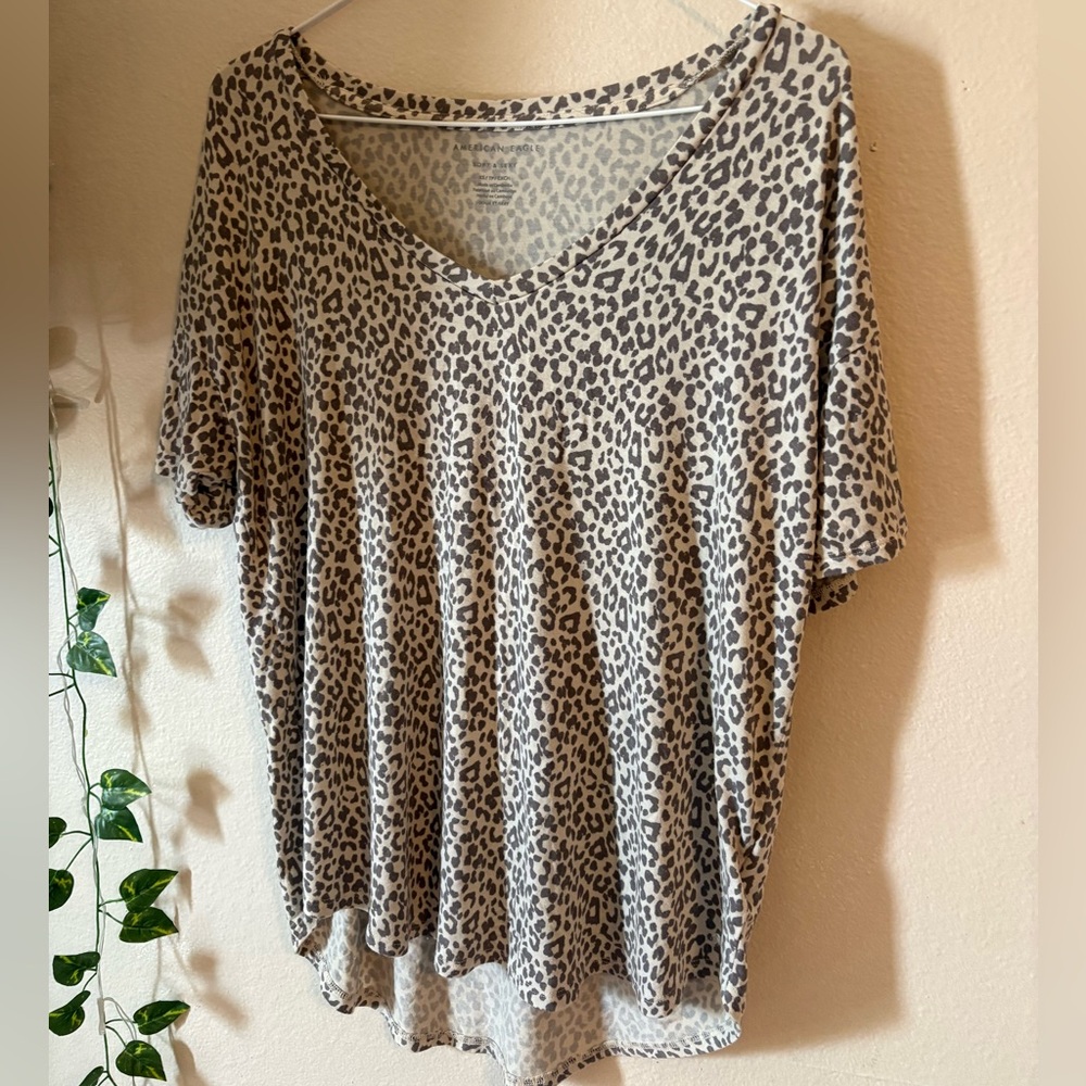 American Eagle Outfitters Leopard Print Short Sleeve Top